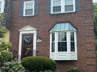 6722 Hillandale Rd #14, Chevy Chase, MD 20815