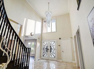 19 Delancey Cres, Markham, ON L3P 7C9