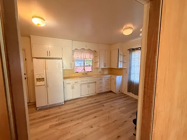 615 Geer Ct #615 — Photo 8