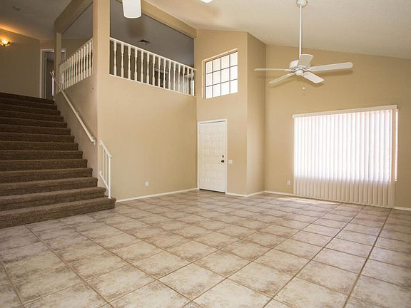 3rd image of 7934 W Dreyfus Dr