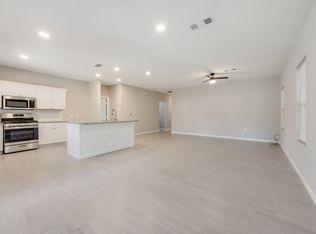 917 W Collins St, Denison, TX 75020