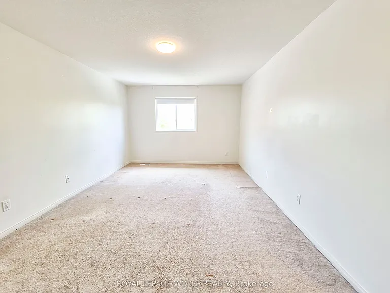 147 Dubrick Cres #1 — Photo 16