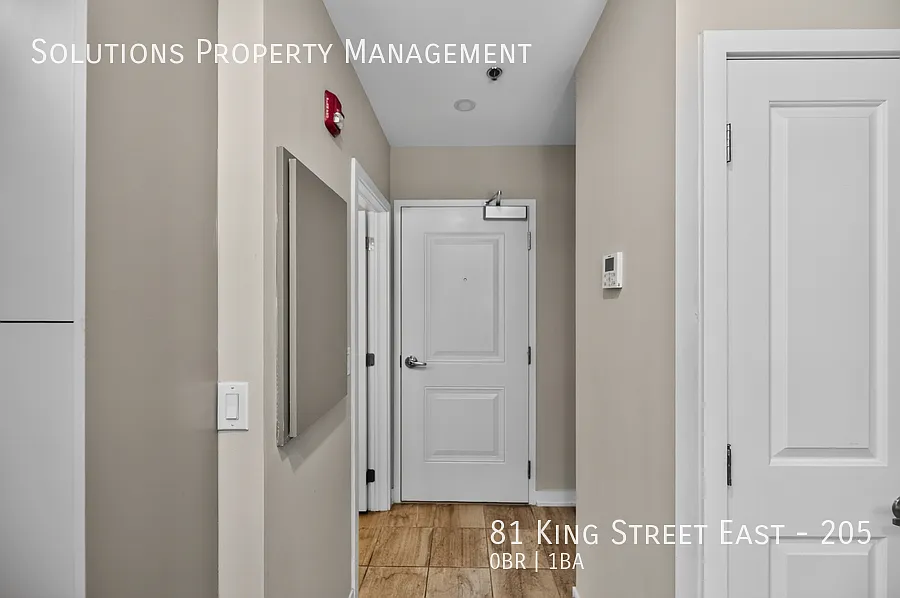 Furnished Bachelor Apartment - Move-In Ready! — Photo 3