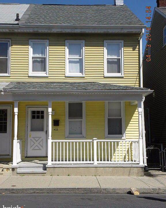 2nd image of 422 N 10th St