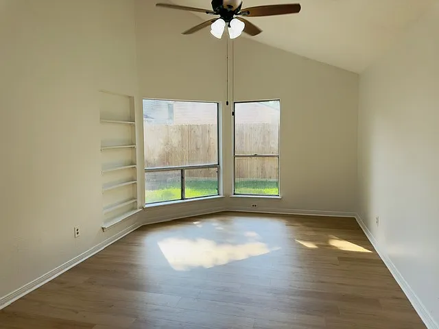 18322 Autumn Trails Ln — Photo 15