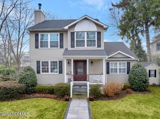 610 Laurel Ave, Allenhurst, NJ 07711