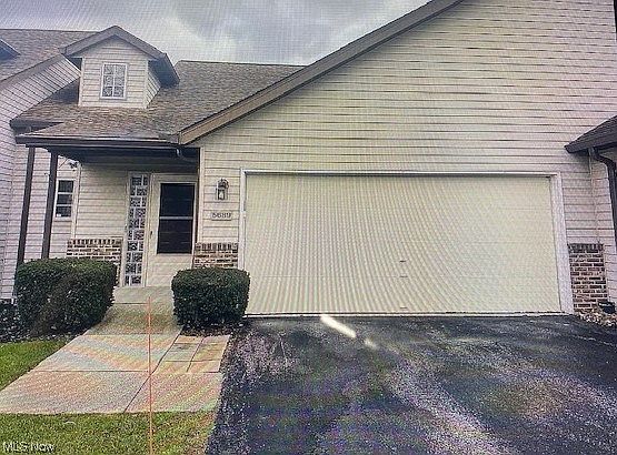 1st image of 5689 Gateway Ln