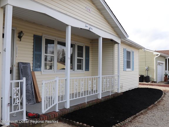 4th image of 21 Norfolk Dr