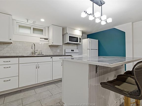 2nd image of 1784 Partington Ave