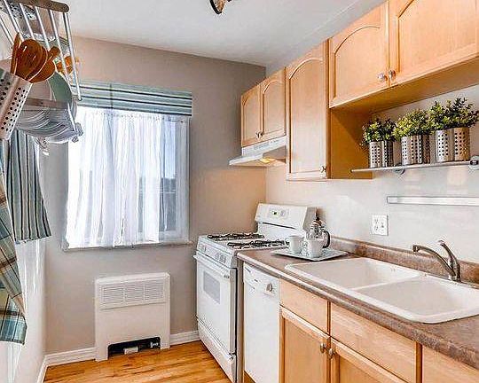 5th image of 1101 N Bellaire St APT 103