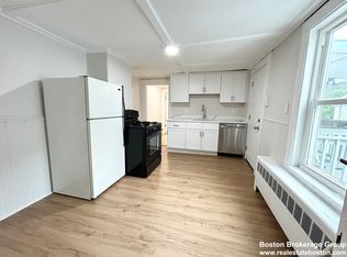 13 Saratoga St Floor 2, Boston, MA 02128