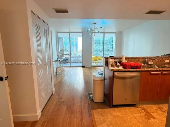 170 SE 14th St APT 1807, Miami, FL 33131