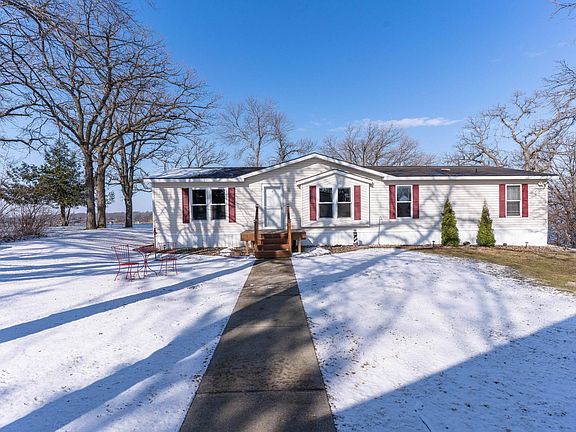 5th image of 14547 Hilltop Rd