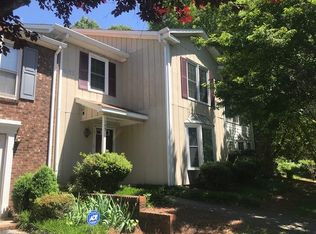 901 Shelby Dr APT 103, Greensboro, NC 27409