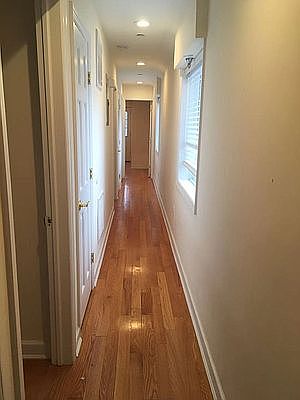 4th image of 1522 Murray St #1