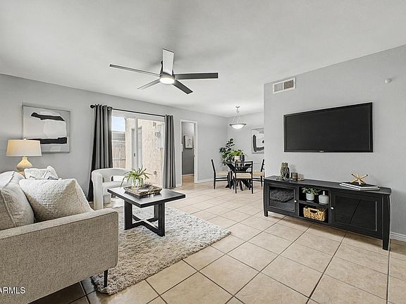 5th image of 6016 W TOWNLEY Avenue
