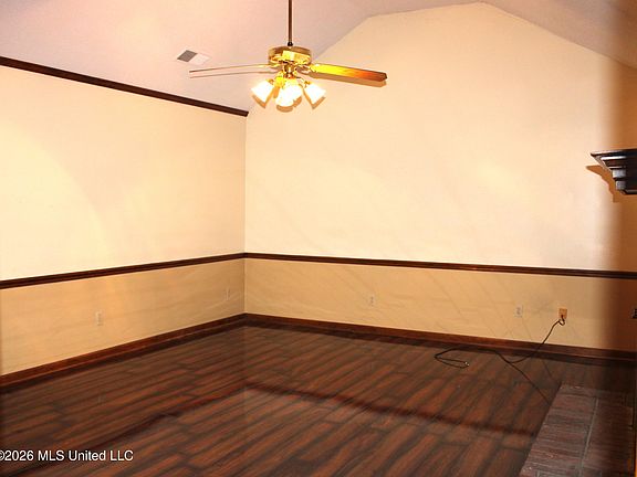 4th image of 7338 Alexander Rd