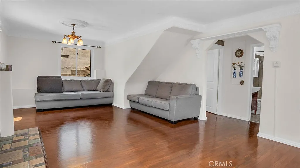 1 bed, 600 sqft, $1,750 — Photo 3