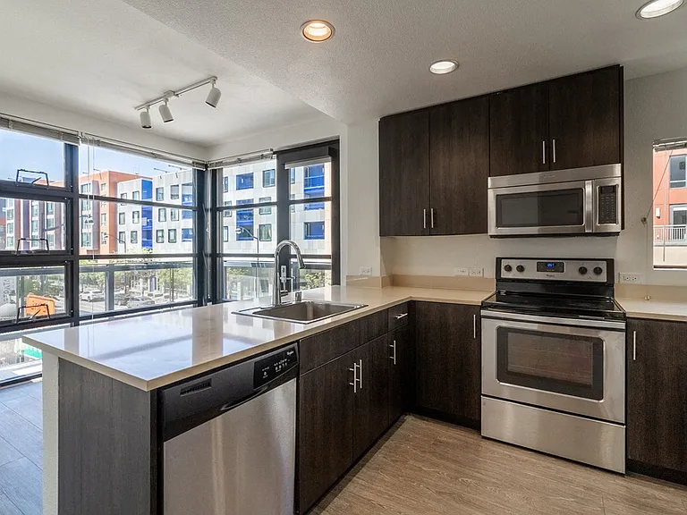 Venue Apartments — Photo 49