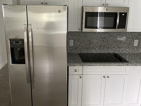 5th image of 1336 SW 69th Ave Floor 2