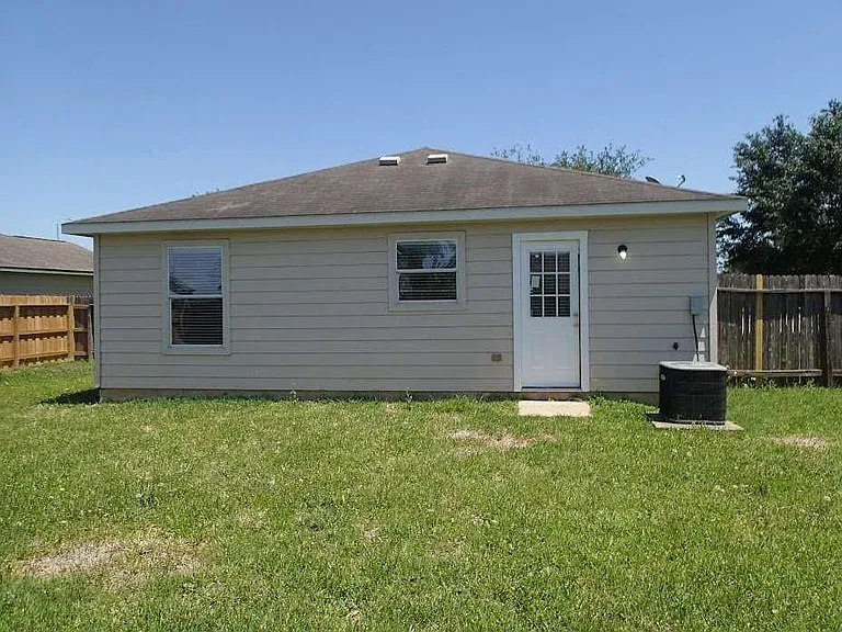 6906 Lost Timber Ln — Photo 19