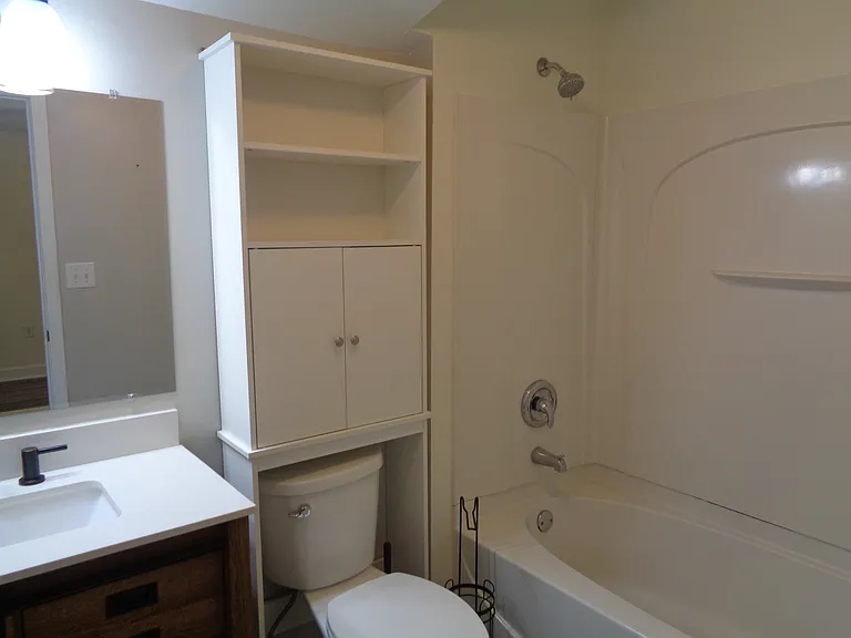 212 Orr St — Photo 12