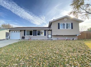 2024 Tracy Ct, Hanover Park, IL 60133