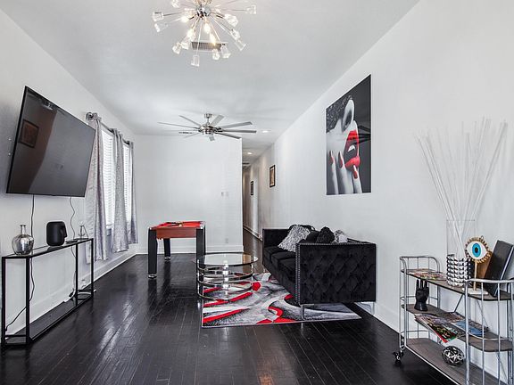 5th image of 2227 2nd St #2227