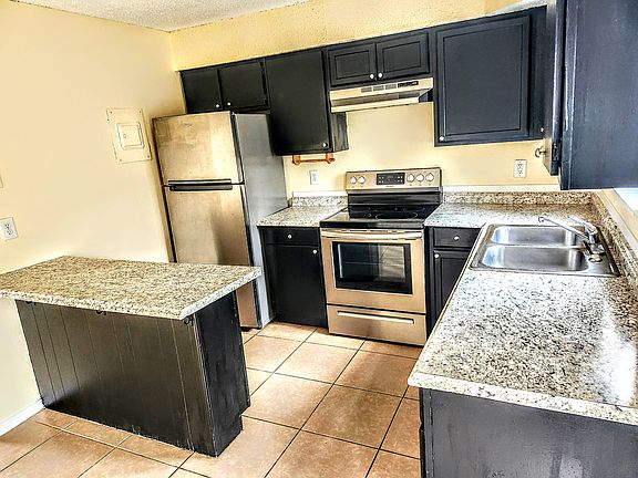 Another view of the kitchen