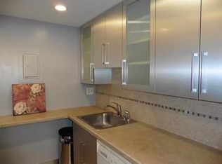50 Broadlawn Park #410, Chestnut Hill, MA 02467