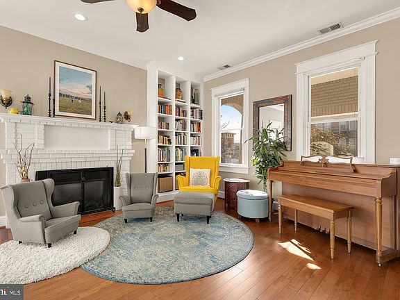 5th image of 1409 Decatur St NW