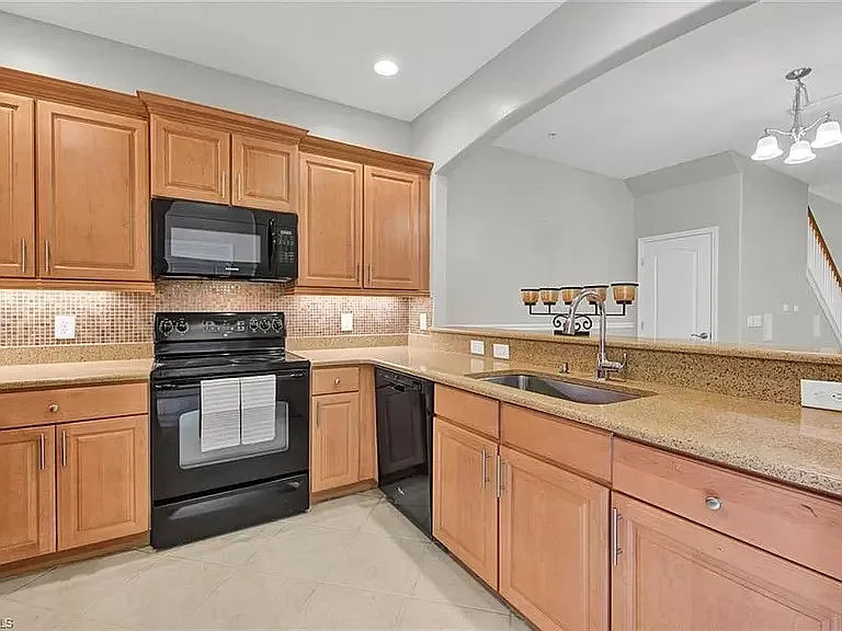 4400 Lazio Way — Photo 8
