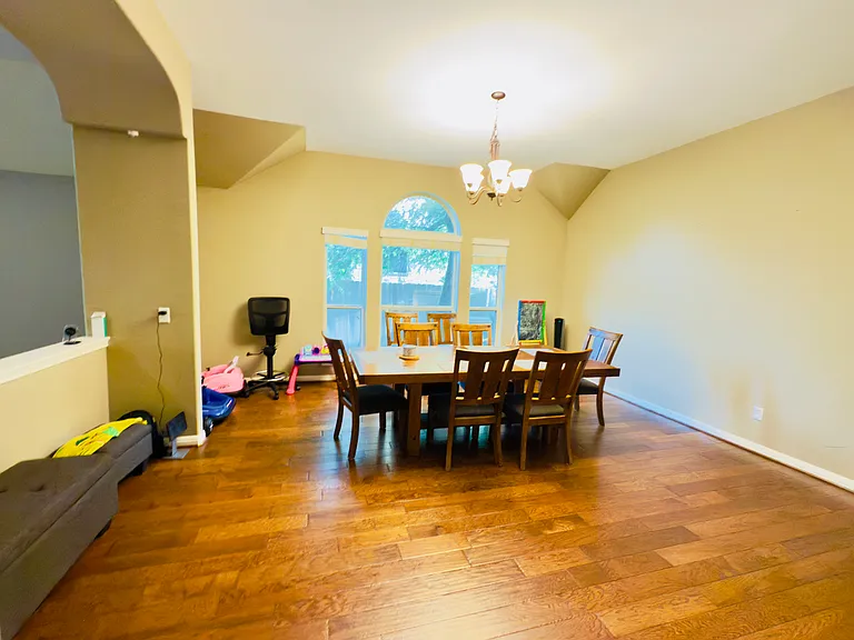 209 Monahans Dr — Photo 14