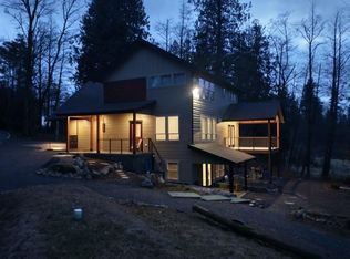 9685 Axlund Rd, Lynden, WA 98264