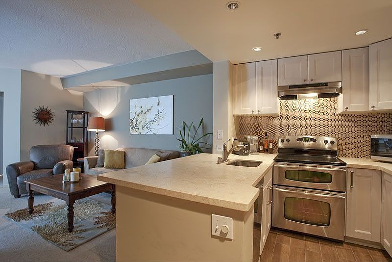 1st image of 240 Lombard St #639
