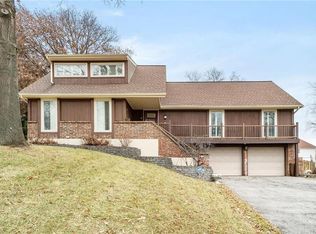 7118 E 70th St, Kansas City, MO 64133