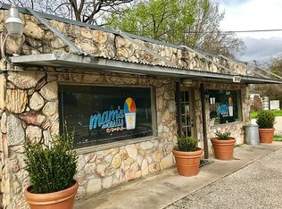 1040 W Cavalcade St, Houston, TX 77009