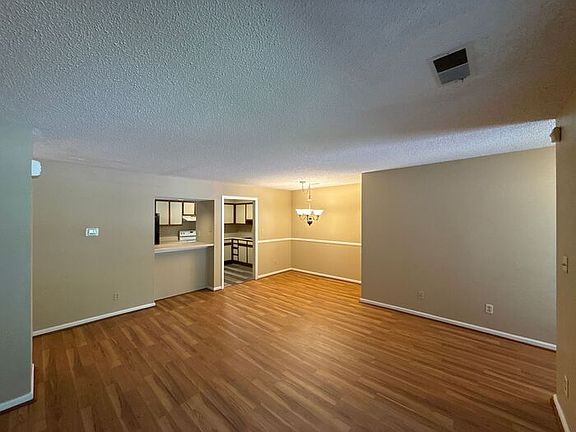3rd image of 1021 Churchill Downs Ct APT C