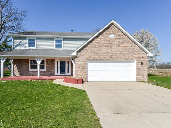 718 Marie Ln, Fortville, IN 46040