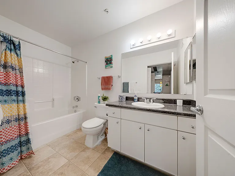 1295 N Ash St #MAIN — Photo 16