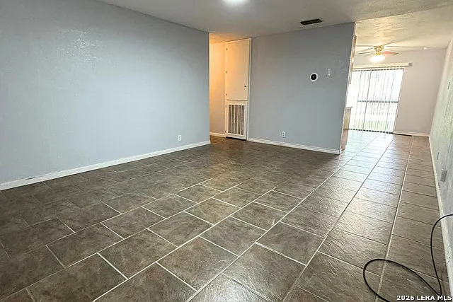 6630 Swiss Oaks — Photo 8