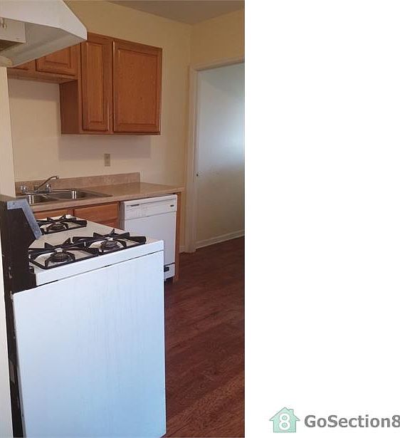 1st image of 1235 Benton St