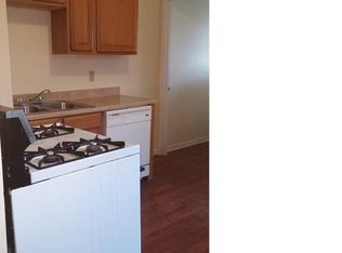 1235 Benton St, Rockford, IL 61107