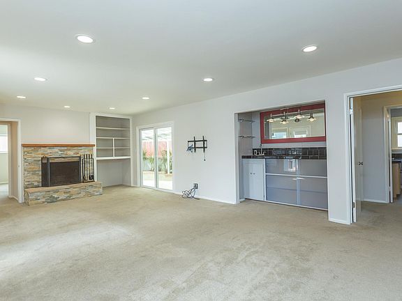 3rd image of 8137 Gonzaga Ave