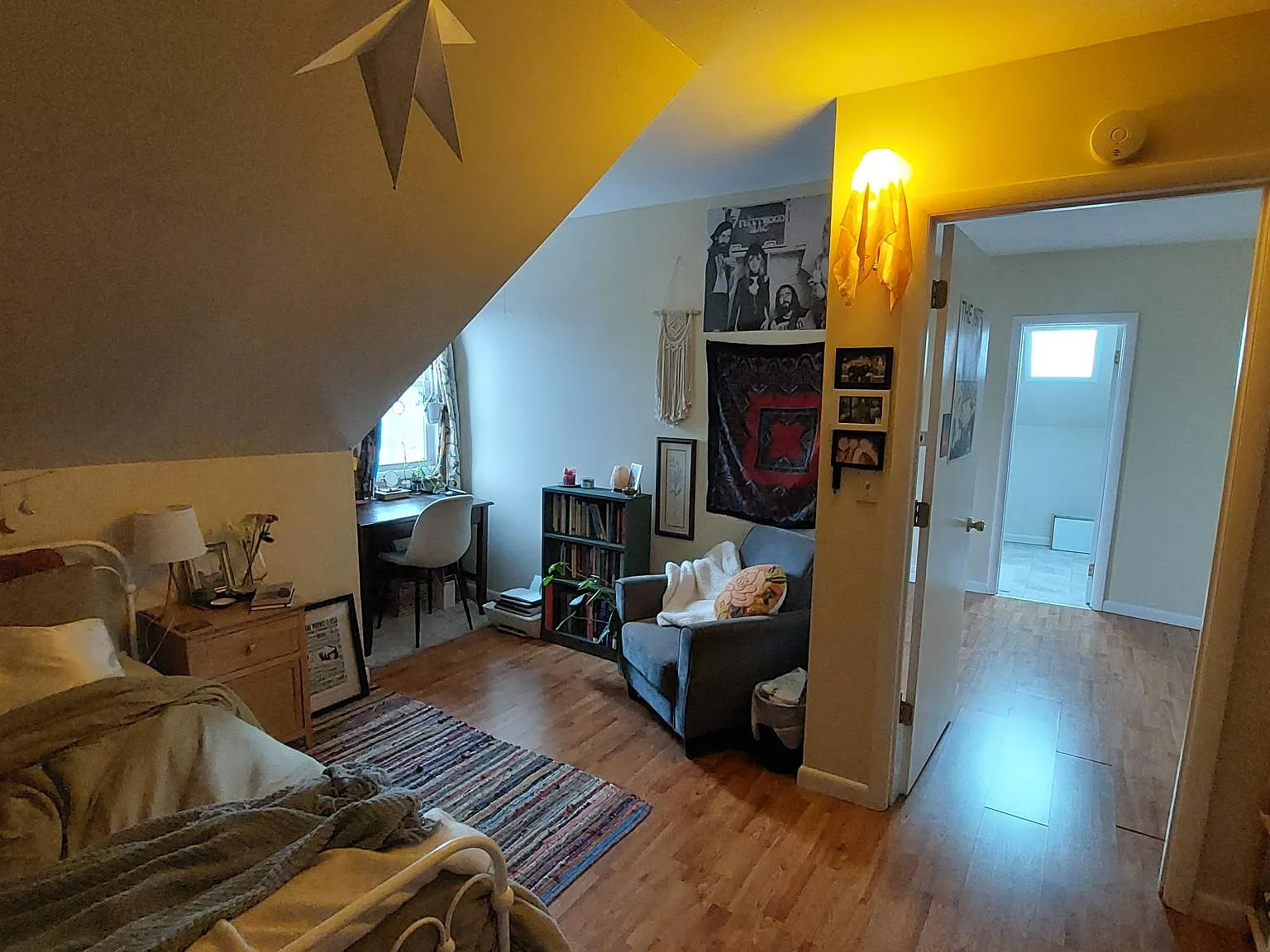 3 bed, 1100 sqft, $1,725 — Photo 1