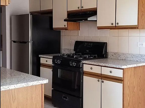 2nd image of 16151 Creekmont Ct