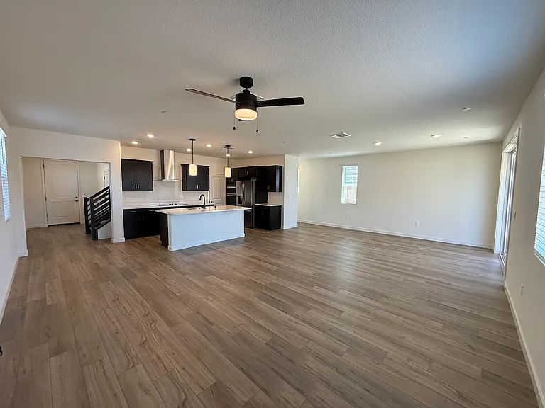 4529 Deer Point Ct — Photo 6
