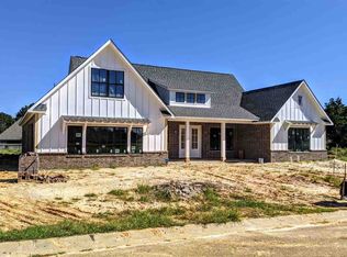 3807 Hunters Rdg, Texarkana, TX 75503