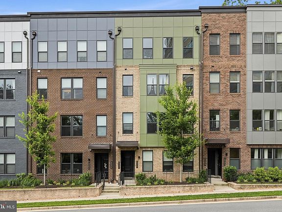 3rd image of 4037 Legato Rd #88