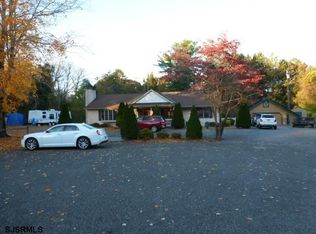 1 Aspen Ln, Egg Harbor Township, NJ 08234